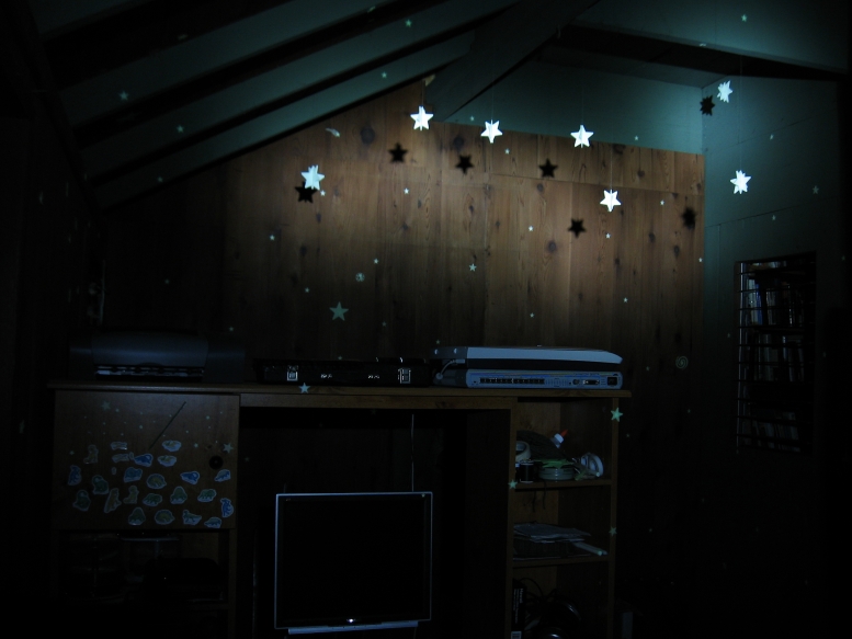 photo of glow in the dark stars